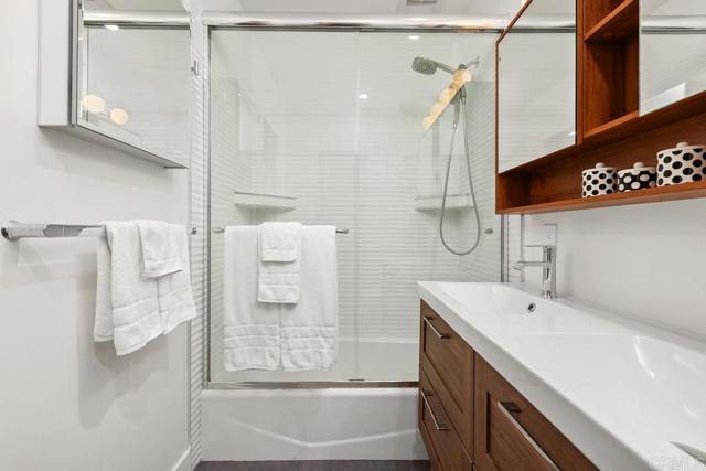 Detail Gallery Image 30 of 62 For 2034 36 Mackinnon Ave, Cardiff By The Sea,  CA 92007 - 5 Beds | 4 Baths