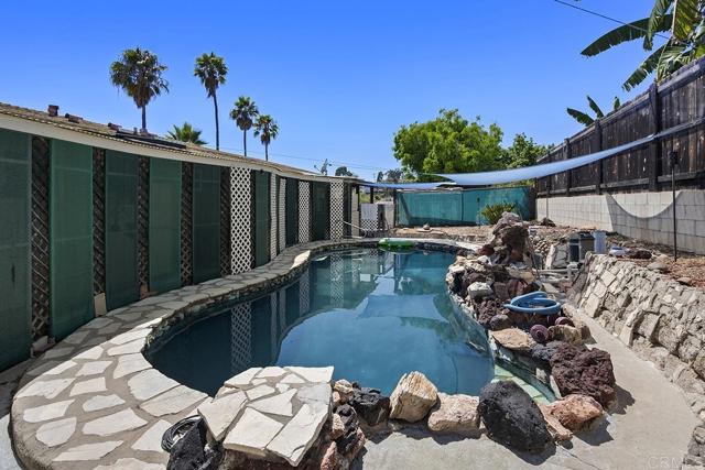 Detail Gallery Image 25 of 44 For 1219 Wren St, San Diego,  CA 92114 - 5 Beds | 4 Baths