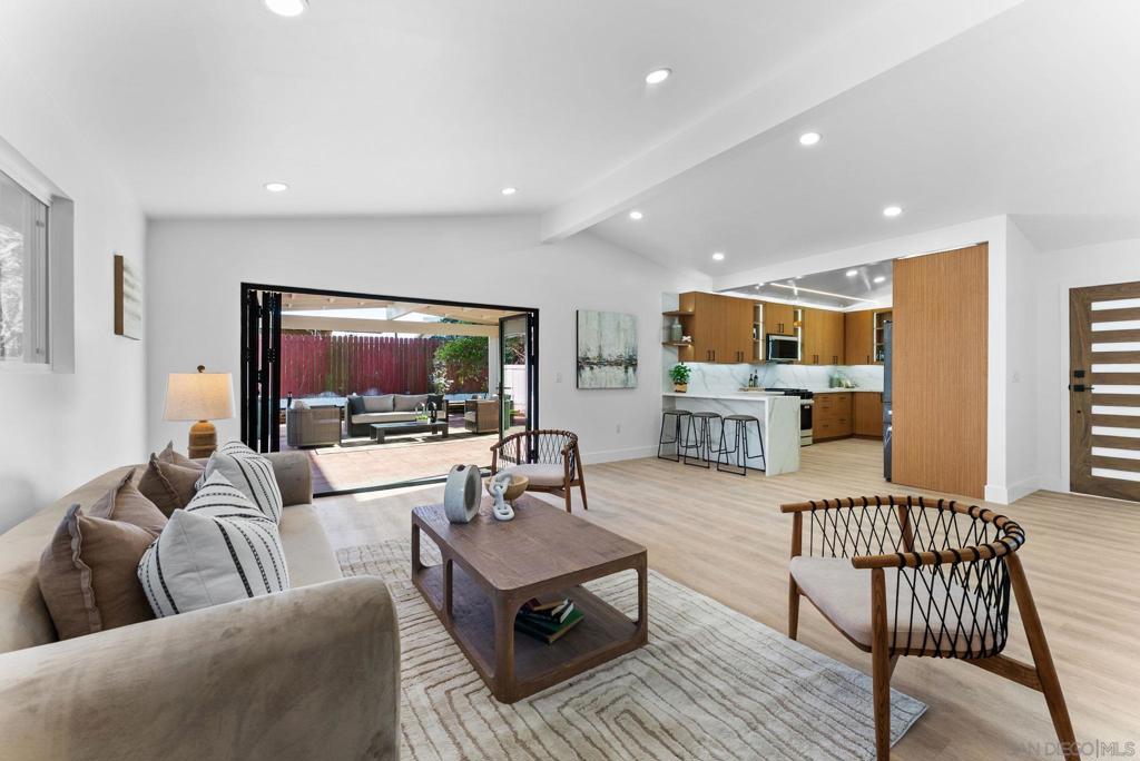 2729 Gobat Avenue - photo 6