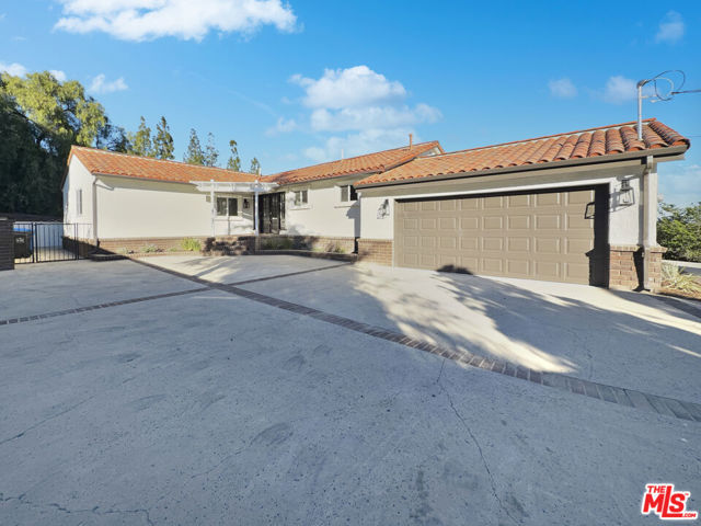 23910 Jensen Drive, West Hills CA: https://media.crmls.org/mediaz/5e23aec4-7ecc-43ab-aa04-13e3e3dd9059.jpg