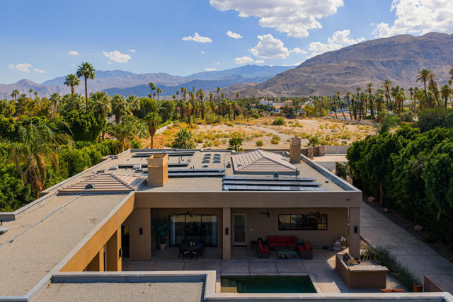 72116 Clancy Lane, Rancho Mirage CA: https://media.crmls.org/mediaz/5e2416c2-900e-448b-9cd4-31a709c8588b.jpg
