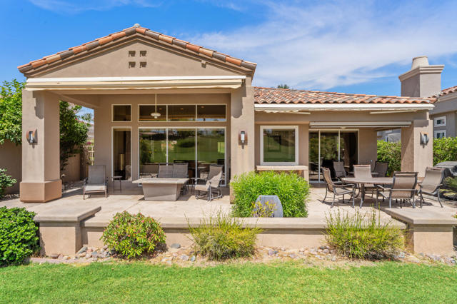 263 Desert Holly Drive, Palm Desert, CA 92211