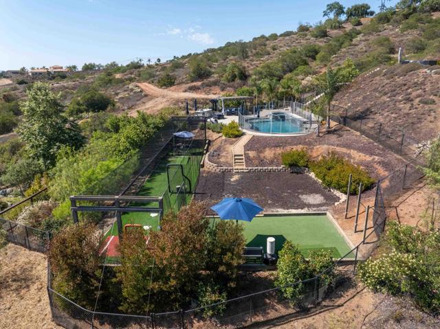 14546 Highcrest Ct, Poway CA: https://media.crmls.org/mediaz/5e27bf77-9520-4593-bfd4-85da06f3afe7.jpg