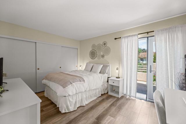 10965 Elderwood Ct, Scripps Miramar CA: https://media.crmls.org/mediaz/5e27dd77-d26b-425a-8afb-638b0f93e22b.jpg