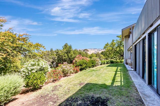 8463 Traminer Court, San Jose CA: https://media.crmls.org/mediaz/5e284270-5c48-431a-9366-f66a3968f27a.jpg