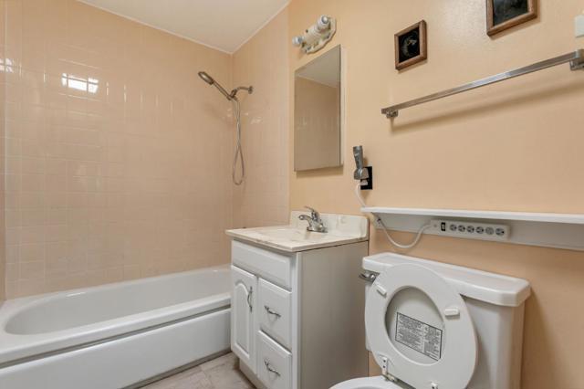 1708 Yorktown Road, San Mateo CA: https://media.crmls.org/mediaz/5e28d472-4e65-457d-937c-fa54b0a2088d.jpg