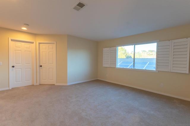551 Dundee Ln, San Marcos CA: https://media.crmls.org/mediaz/5e2948e5-950b-468f-9938-879501aacaea.jpg
