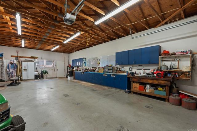 Detail Gallery Image 2 of 59 For 11460 Pinehurst Dr, Lakeside,  CA 92040 - 4 Beds | 3/1 Baths