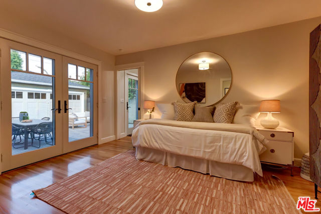 8500 Mcconnell Avenue, Los Angeles CA: https://media.crmls.org/mediaz/5e29aebc-562c-4fba-8d4c-ba504f40dc72.jpg
