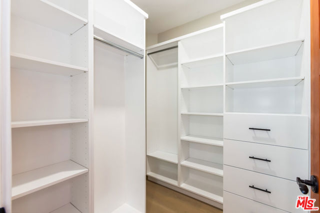 Drew Fenton | 509 Wynola Street Pacific Palisades CA | MLS: 7365865 Drew Fenton | 509 Wynola Street Pacific Palisades CA | MLS: 7365865