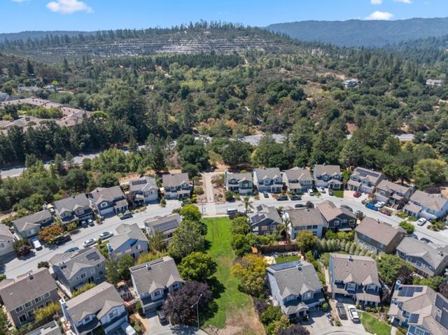 152 Navigator Drive, Scotts Valley CA: https://media.crmls.org/mediaz/5e2cbb14-6ceb-4379-bcb0-ecc82a247f64.jpg