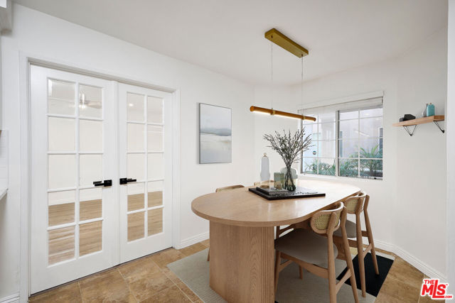 1228 14th Street, Santa Monica CA: https://media.crmls.org/mediaz/5e2e7710-493a-4e46-a257-f15e5d6c460e.jpg