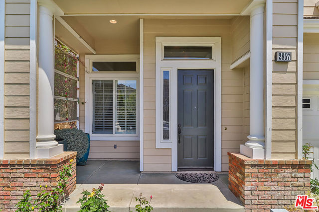 2857 Limestone Drive, Thousand Oaks CA: https://media.crmls.org/mediaz/5e2e9de1-f969-45d3-a467-0b094fcfe8f6.jpg