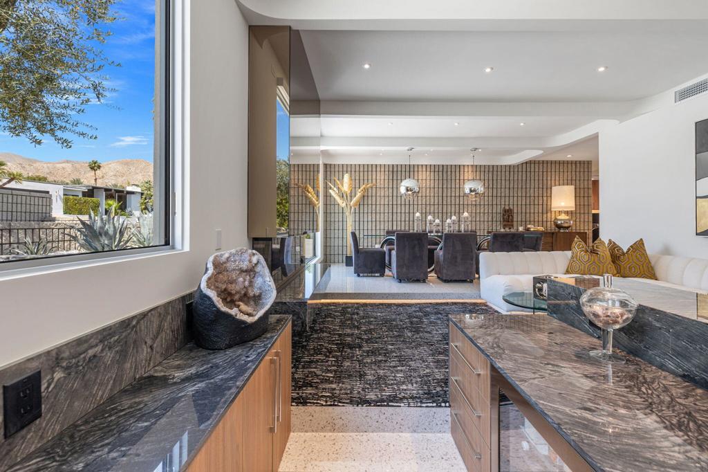 MLS #219139320DA image #24