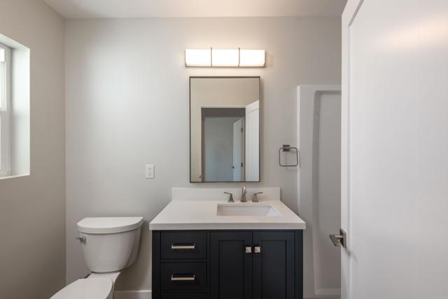 Detail Gallery Image 19 of 30 For 2067 El Camino Real, Oceanside,  CA 92054 - 2 Beds | 2 Baths