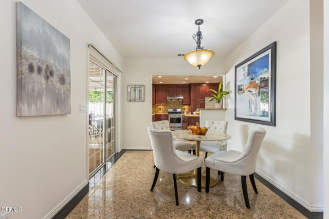 Detail Gallery Image 28 of 70 For 4926 Crown Ave, La Canada Flintridge,  CA 91011 - 3 Beds | 3/1 Baths