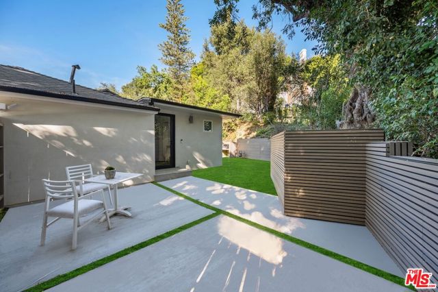 Drew Fenton | 11601 Bellagio Road Los Angeles CA | MLS: 7559870