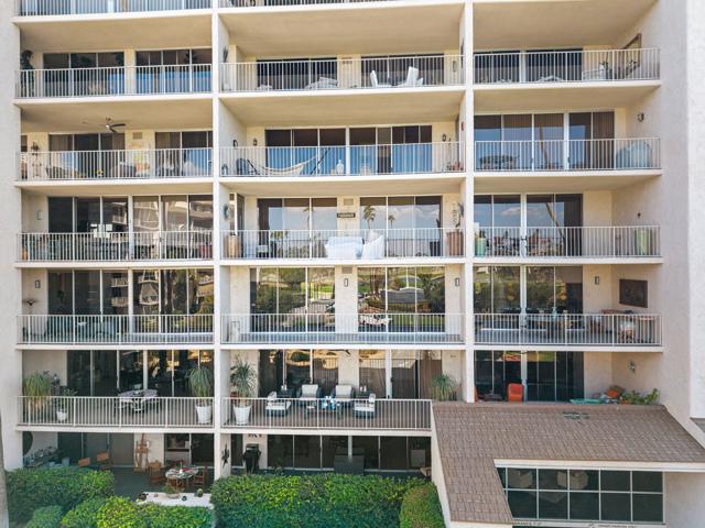 899 Island Drive #304, Rancho Mirage, CA 92270