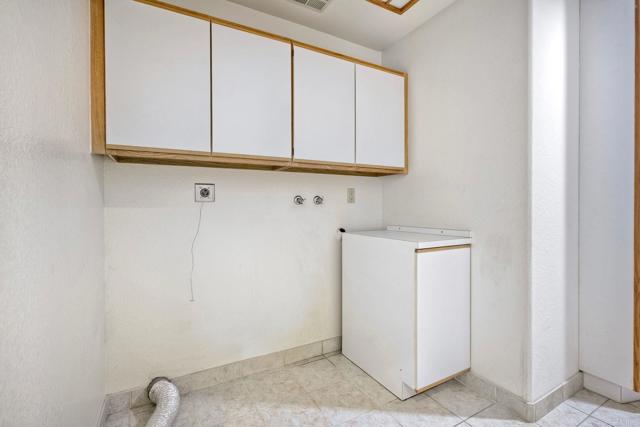 61 Via Larga Vista, Bonsall CA: https://media.crmls.org/mediaz/5e31f1d7-526b-4db0-b6cf-2737f9c4554d.jpg