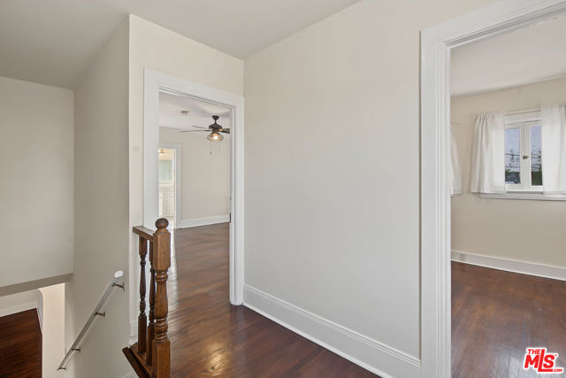 1283 South WINDSOR photo 29