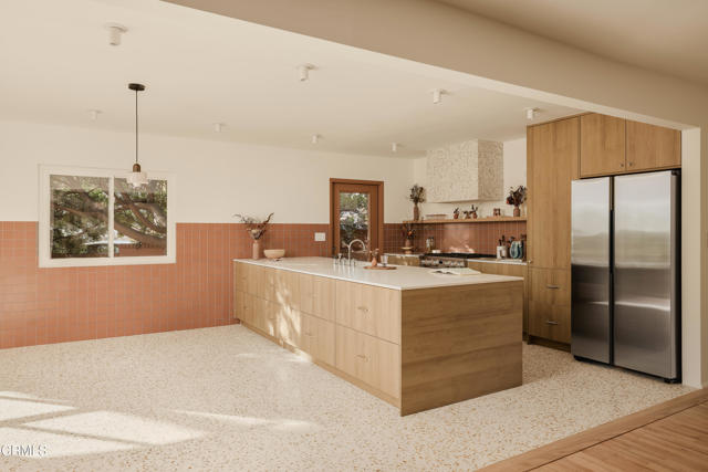 Detail Gallery Image 11 of 35 For 6002 Springvale Dr, Los Angeles,  CA 90042 - 3 Beds | 2 Baths