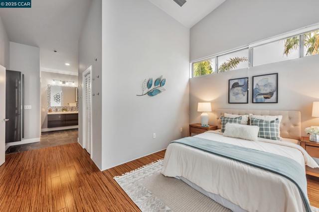 1231 Pine St, Oakland CA: https://media.crmls.org/mediaz/5e343861-f4ce-48c4-a6aa-1dee720217ba.jpg