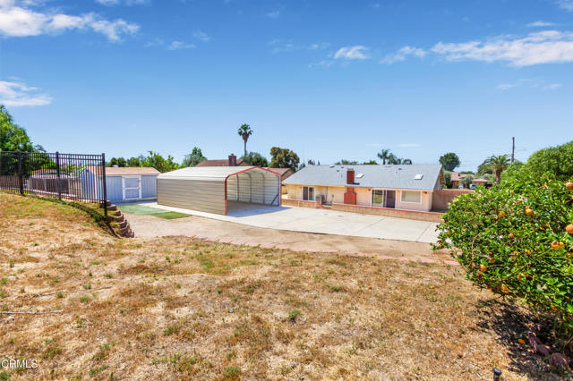 13716 Herrick Avenue, Sylmar CA: https://media.crmls.org/mediaz/5e3486a0-61bd-4b7c-a172-49da897f805d.jpg