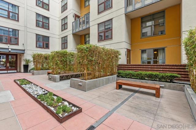 1150 J Street, San Diego CA: https://media.crmls.org/mediaz/5e353807-e165-4767-a5e9-74d97d817ff5.jpg