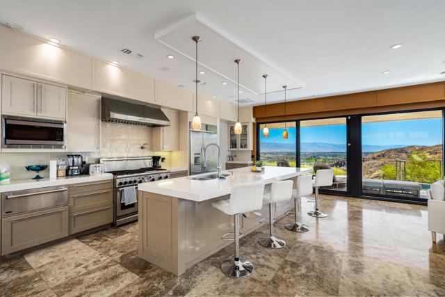 3295 Tiger Tail Lane, Palm Springs CA: https://media.crmls.org/mediaz/5e357fd1-ec3a-4a97-a7fc-3b2abd95bfe2.jpg