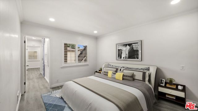 6311 La Tijera Boulevard, Los Angeles CA: https://media.crmls.org/mediaz/5e3584eb-cb29-4e5f-8958-4e381e5ce8df.jpg