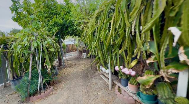 64 Via De Guadalupe, San Jose CA: https://media.crmls.org/mediaz/5e3598ce-52f0-49fc-a45c-abaf46d11fe1.jpg
