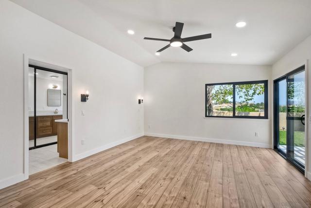 13356 Corte De Comares, San Diego CA: https://media.crmls.org/mediaz/5e35aa57-0272-4e82-8ecd-d63708ba1cde.jpg