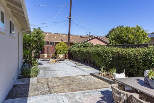693 Madrone Avenue, Sunnyvale CA: https://media.crmls.org/mediaz/5e35e57f-e547-4cf5-99ca-b757e3e4781c.jpg