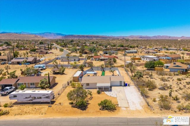 3662 Balsa Avenue, Yucca Valley CA: https://media.crmls.org/mediaz/5e367e32-af71-42e2-9104-d3db8d903d01.jpg