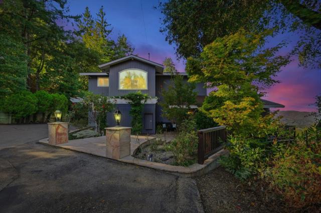20715 Brush Road, Los Gatos CA: https://media.crmls.org/mediaz/5e37d1bd-df95-4ec9-b122-1eb8ac6e052c.jpg