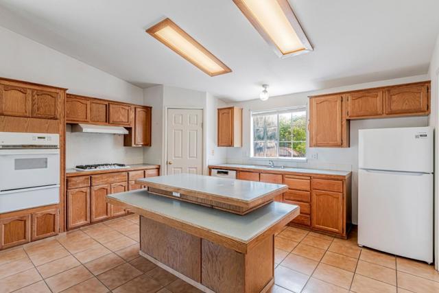 501 Trail Drive, Moss Landing CA: https://media.crmls.org/mediaz/5e38d801-3fe6-4016-bdde-008e0f00b121.jpg