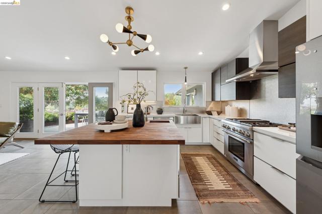 Image 15 of 60 For 7919 Phaeton Dr