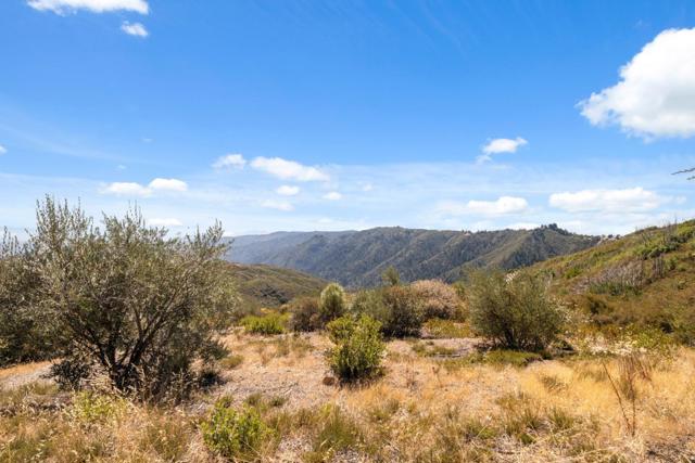 35005 Loma Chiquita Road, Los Gatos CA: https://media.crmls.org/mediaz/5e396548-2f20-4bd1-bbee-2e19ba72a090.jpg