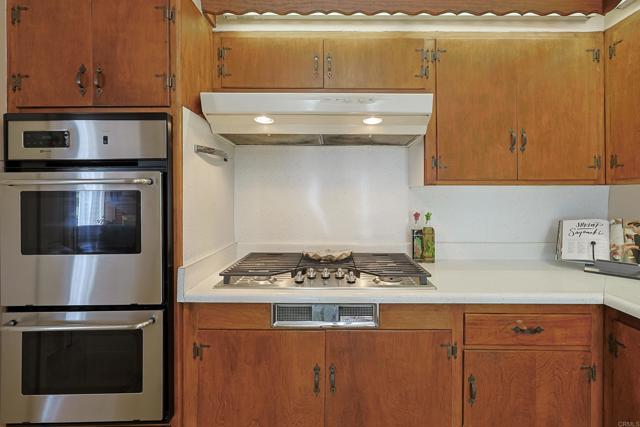 Detail Gallery Image 19 of 68 For 6045 Broadmoor Dr, La Mesa,  CA 91942 - 3 Beds | 1/1 Baths