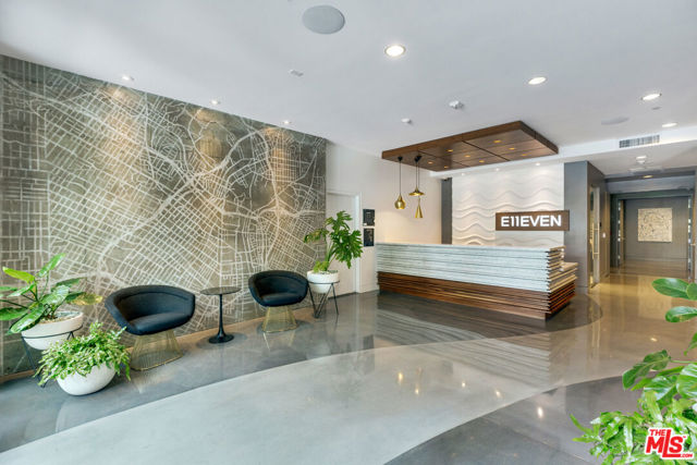 1111 S Grand Avenue, Los Angeles CA: https://media.crmls.org/mediaz/5e3b6cc8-17ed-48f0-963f-3bc17c5fa9f8.jpg