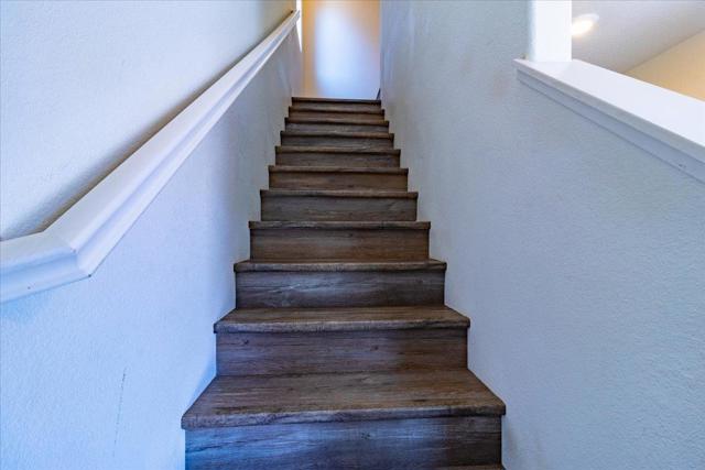 1367 Santini Avenue, Manteca CA: https://media.crmls.org/mediaz/5e3c206f-1ff0-4836-bd5e-9ef45f6f17be.jpg