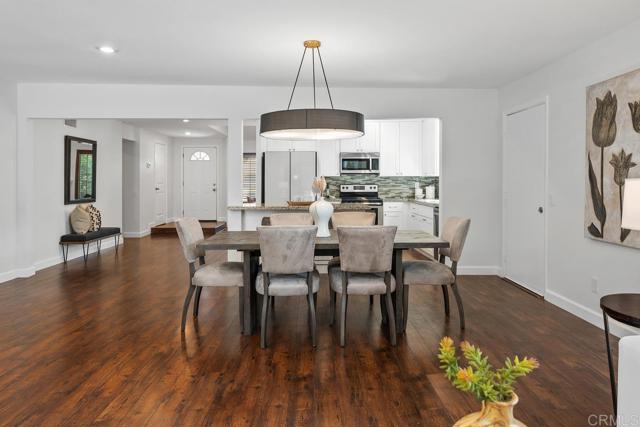 Detail Gallery Image 18 of 38 For 12940 Calle De Las Rosas, San Diego,  CA 92129 - 4 Beds | 2 Baths
