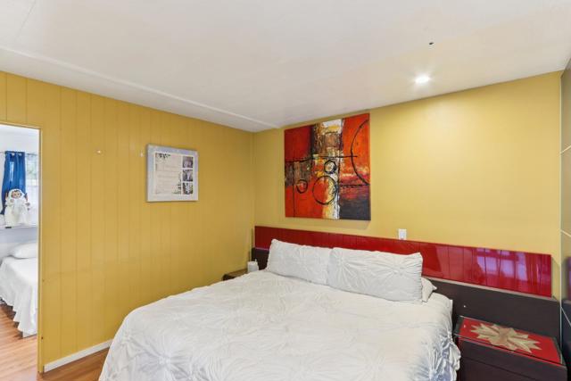 252 Lei Drive, Palm Springs CA: https://media.crmls.org/mediaz/5e3c8e74-f47b-433f-a5ab-29ffa9fea854.jpg