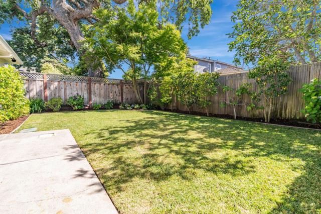 1620 Chestnut Street, San Carlos CA: https://media.crmls.org/mediaz/5e3cbd61-b00b-4b12-80d5-974b1816f172.jpg