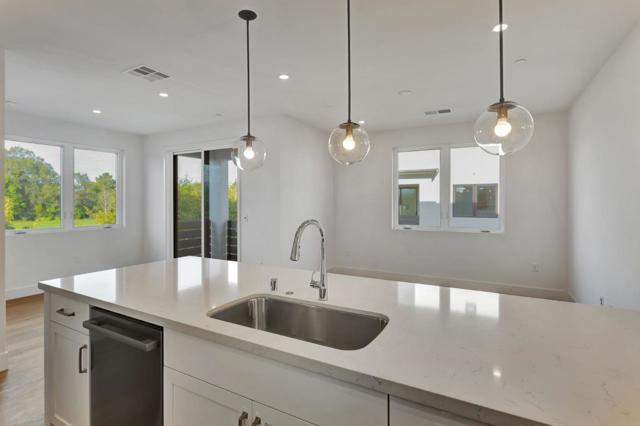 1101 Juana Court, Palo Alto CA: https://media.crmls.org/mediaz/5e3d3492-b018-4c6c-96ad-e8174777b362.jpg