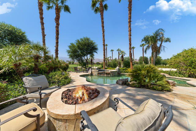 79953 Rancho La Quinta Drive, La Quinta CA: https://media.crmls.org/mediaz/5e3d952f-37c9-458f-9242-c0e7a3242fee.jpg