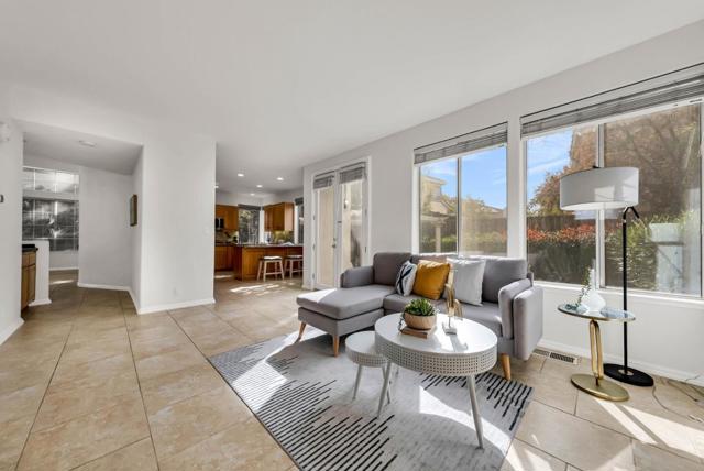 221 Victory Circle, San Ramon CA: https://media.crmls.org/mediaz/5e3ea0c0-0a28-471e-a6a1-cf5b5247a52f.jpg