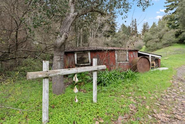 530 Apple Valley Lane, Watsonville CA: https://media.crmls.org/mediaz/5e3f2a41-b857-43fd-bd09-4ccd7bdd001f.jpg