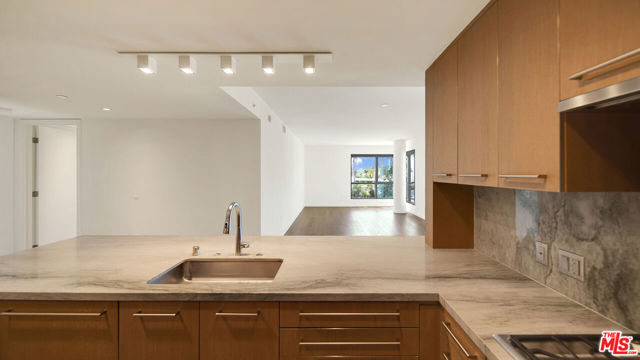 Image 5 of 60 For 1755 Ocean Avenue 303