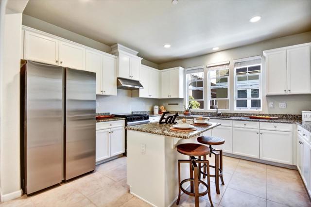 2620 Tamalpais Terrace, Fremont CA: https://media.crmls.org/mediaz/5e3f772e-0be4-4ab9-9aa6-3733f589e095.jpg